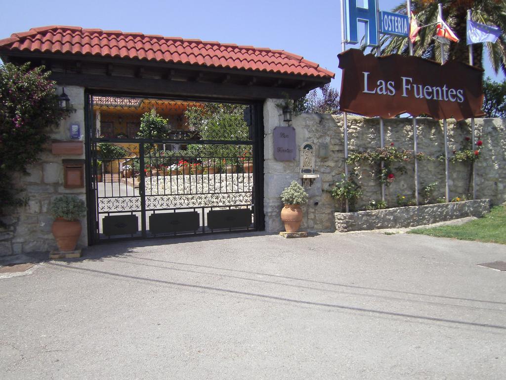 Hosteria Las Fuentes Rubayo エクステリア 写真